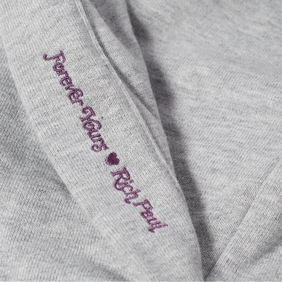 New Balance X Rich Paul Forever Yours Hoodie - Grey Heather / Purple Rose - Picture 5 of 12
